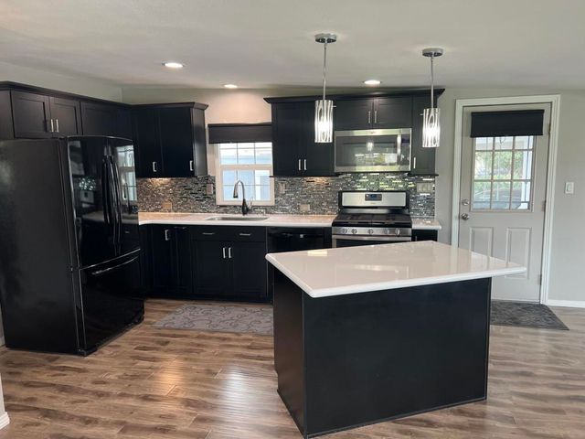 32300 Saint Andrews Drive, Thousand Palms, CA 92276