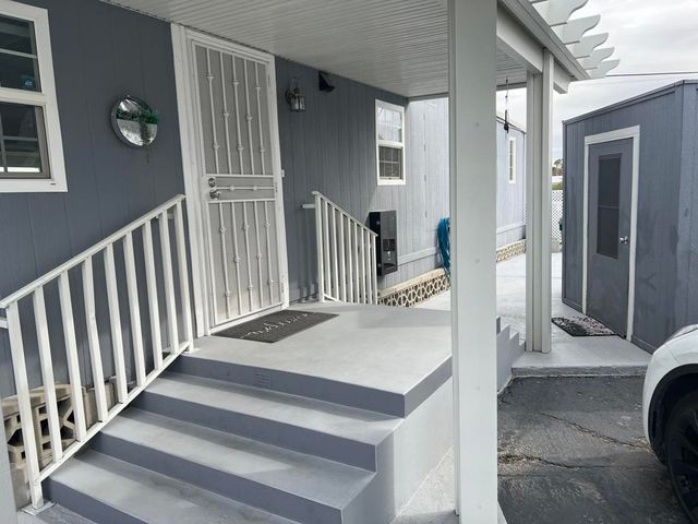 32300 Saint Andrews Drive, Thousand Palms, CA 92276