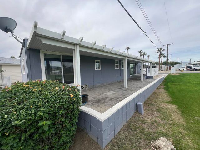 32300 Saint Andrews Drive, Thousand Palms, CA 92276