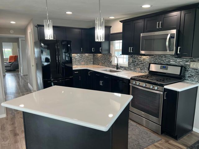 32300 Saint Andrews Drive, Thousand Palms, CA 92276