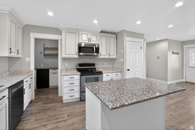 684 E BRIDGER, Elk Ridge, UT 84651