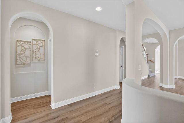 12410 Canyonlands Dr, Rancho Cordova, CA 95742