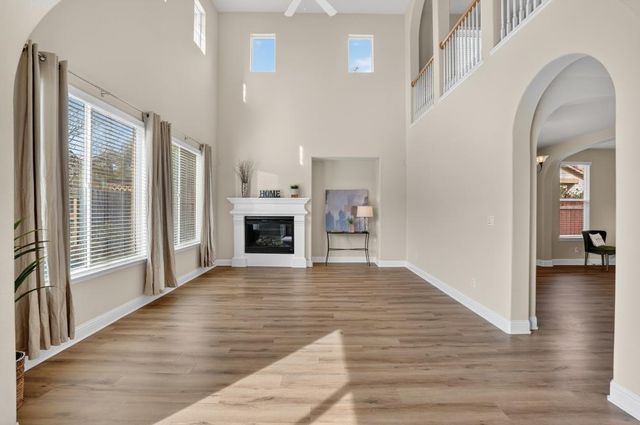 12410 Canyonlands Dr, Rancho Cordova, CA 95742