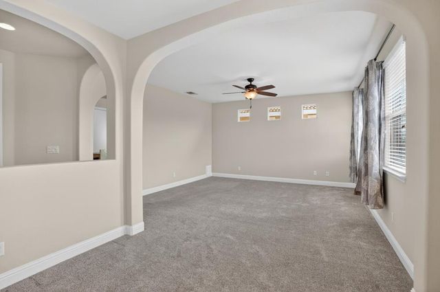 12410 Canyonlands Dr, Rancho Cordova, CA 95742