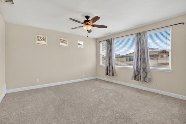 12410 Canyonlands Dr, Rancho Cordova, CA 95742