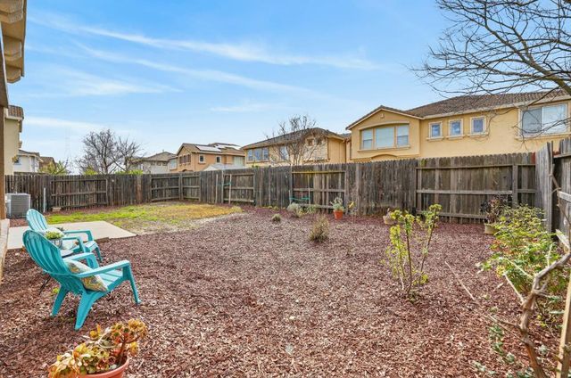 12410 Canyonlands Dr, Rancho Cordova, CA 95742