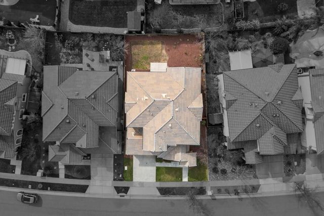 12410 Canyonlands Dr, Rancho Cordova, CA 95742