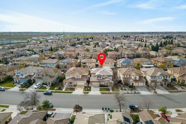 12410 Canyonlands Dr, Rancho Cordova, CA 95742