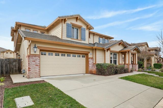 12410 Canyonlands Dr, Rancho Cordova, CA 95742