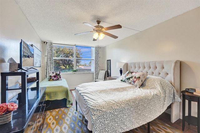 6570 Royal Palm Boulevard 210j, Margate, FL 33063