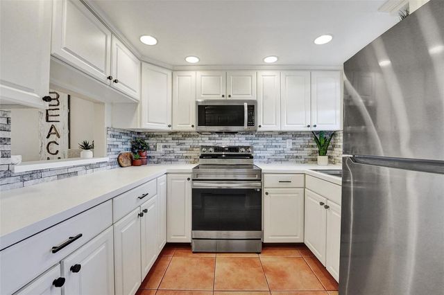 6570 Royal Palm Boulevard 210j, Margate, FL 33063