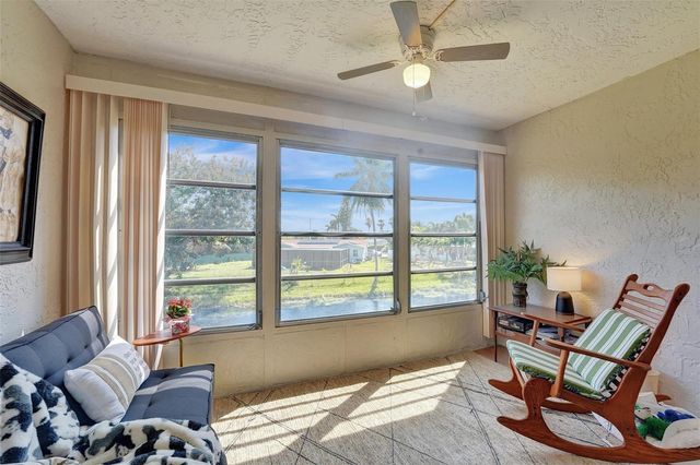 6570 Royal Palm Boulevard 210j, Margate, FL 33063
