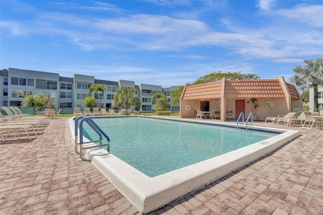 6570 Royal Palm Boulevard 210j, Margate, FL 33063