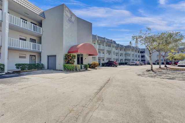 6570 Royal Palm Boulevard 210j, Margate, FL 33063