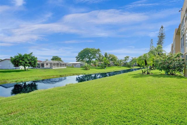 6570 Royal Palm Boulevard 210j, Margate, FL 33063