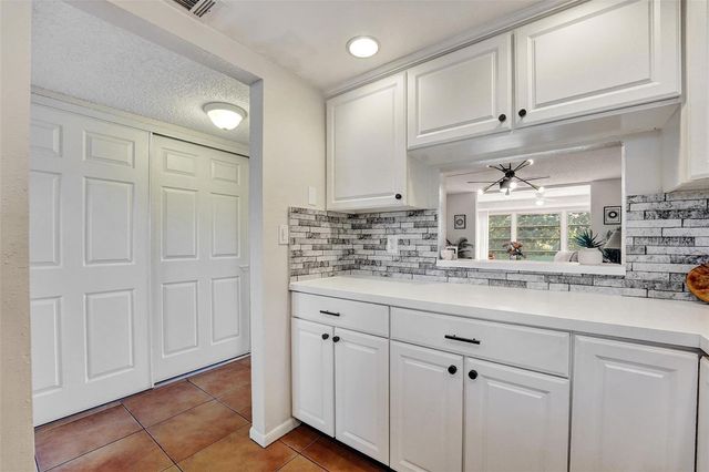 6570 Royal Palm Boulevard 210j, Margate, FL 33063