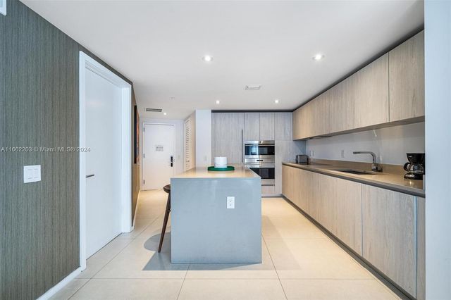 4111 S Ocean Dr 1912, Hollywood, FL 33019