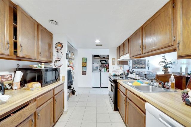 2826 NE 7TH STREET, Ocala, FL 34470