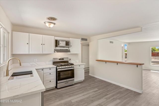 7617 E Morelos Place, Tucson, AZ 85710