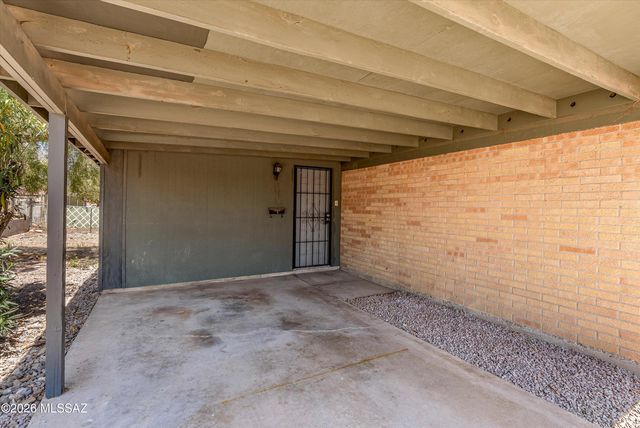 7617 E Morelos Place, Tucson, AZ 85710