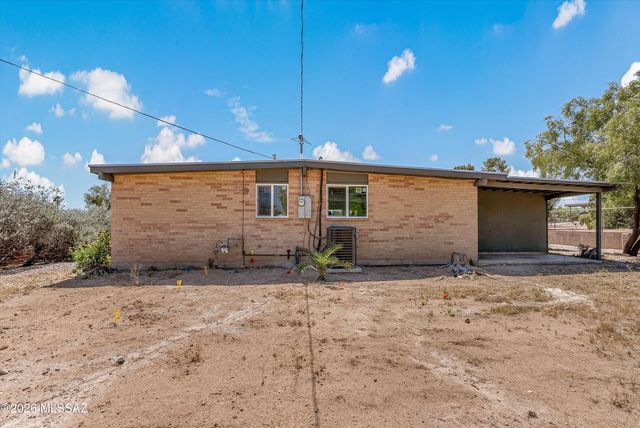 7617 E Morelos Place, Tucson, AZ 85710