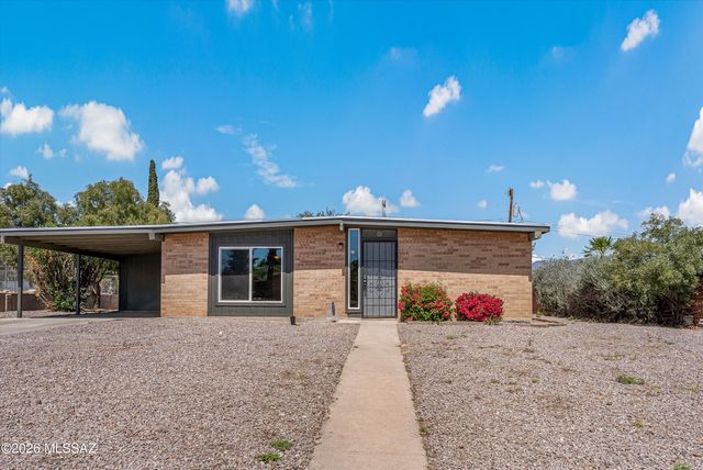 7617 E Morelos Place, Tucson, AZ 85710