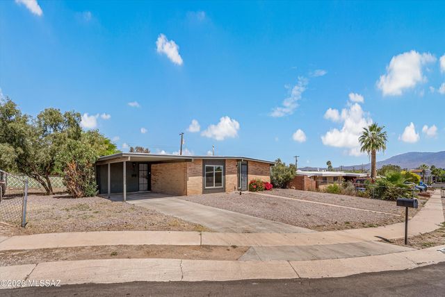 7617 E Morelos Place, Tucson, AZ 85710