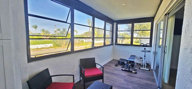 2601 Boundbrook Boulevard 206, Palm Springs, FL 33406