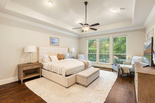 39 Pondera Point Dr, Tomball, TX 77375