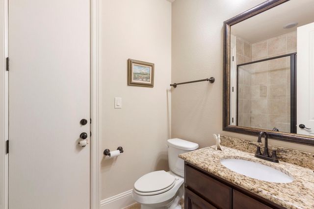 39 Pondera Point Dr, Tomball, TX 77375