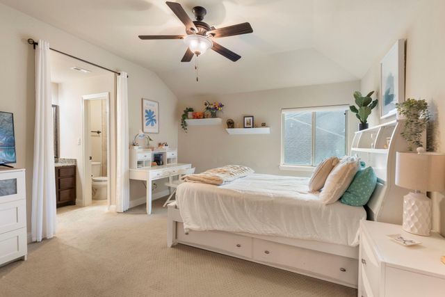 39 Pondera Point Dr, Tomball, TX 77375