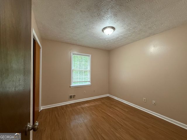 8472 Sheridan Drive, Jonesboro, GA 30236