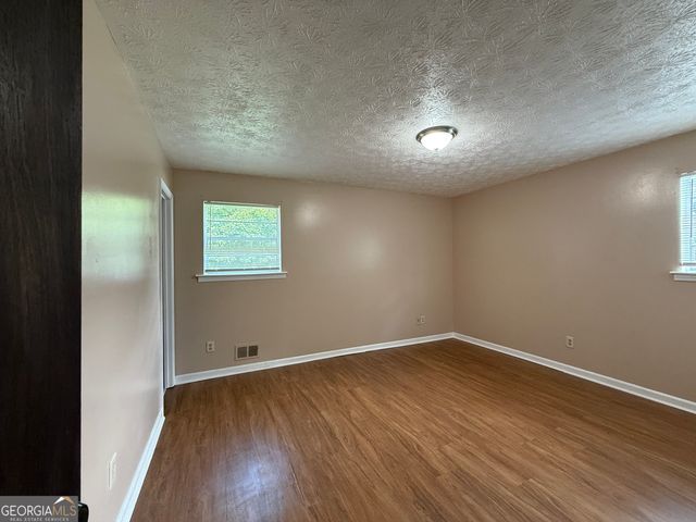 8472 Sheridan Drive, Jonesboro, GA 30236