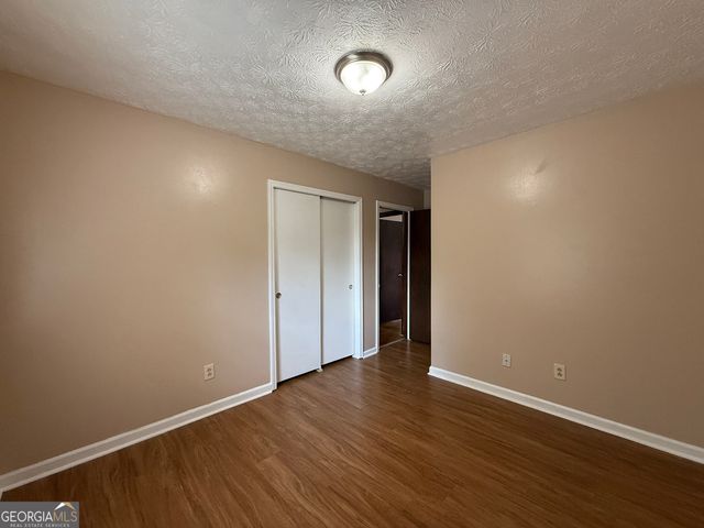 8472 Sheridan Drive, Jonesboro, GA 30236