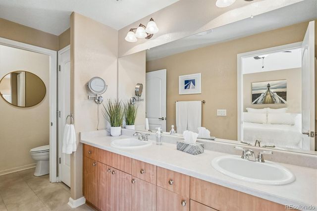 8546 Gold Peak Lane C, Highlands Ranch, CO 80130