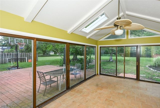 1855 Settlers Reserve Way, Westlake, OH 44145