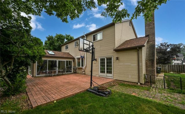 1855 Settlers Reserve Way, Westlake, OH 44145