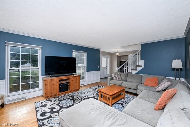 1855 Settlers Reserve Way, Westlake, OH 44145