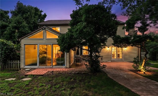 1855 Settlers Reserve Way, Westlake, OH 44145