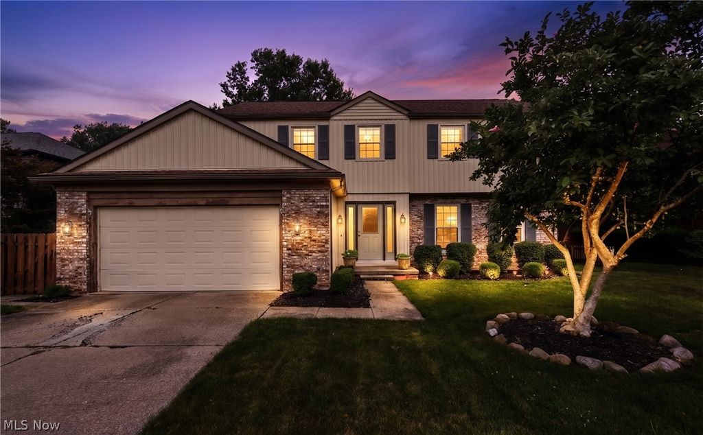 1855 Settlers Reserve Way, Westlake, OH 44145