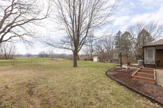 7508 Benton Drive, Urbandale, IA 50322