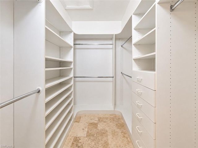 181 Napa Ridge RD E 35, Naples, FL 34119