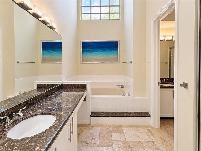 181 Napa Ridge RD E 35, Naples, FL 34119