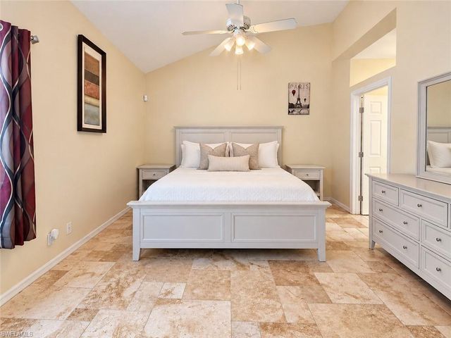 181 Napa Ridge RD E 35, Naples, FL 34119