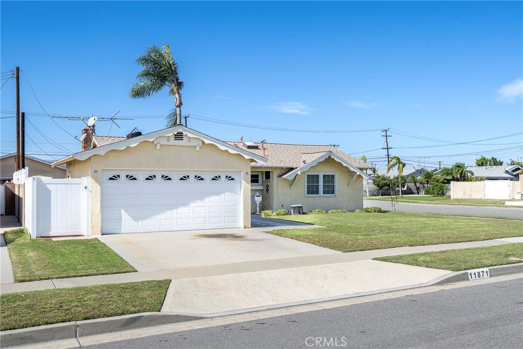 11871 Wutzke, Garden Grove, CA 92845 — photo 2
