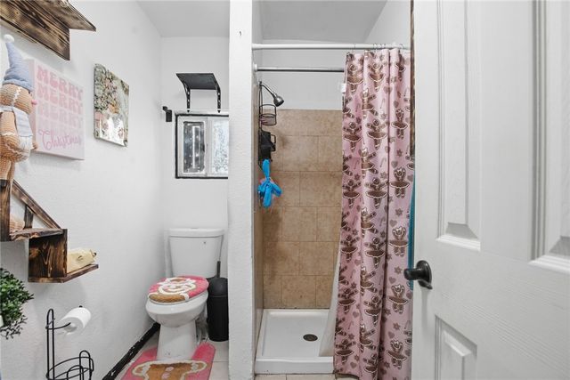 9318 Hooper Ave, Los Angeles, CA 90002