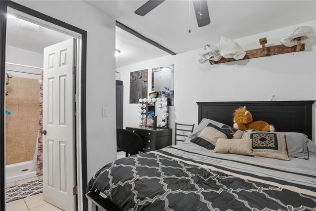 9318 Hooper Ave, Los Angeles, CA 90002