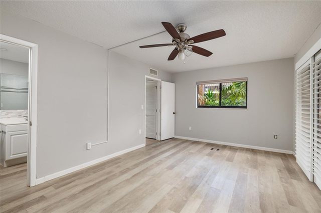 11708 RAINTREE VILLAGE BOULEVARD A, Temple Terrace, FL 33617