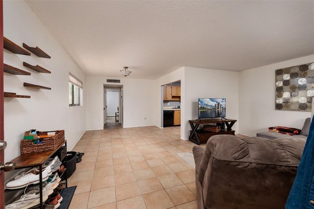 11708 RAINTREE VILLAGE BOULEVARD A, Temple Terrace, FL 33617