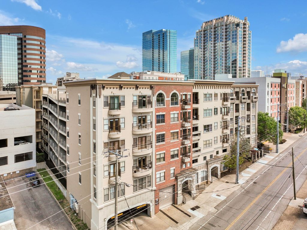 1803 Broadway Apt 210, Nashville, TN 37203